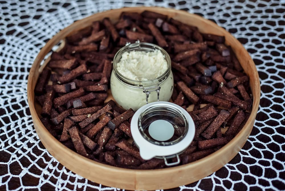 Kepta duona su česnakiniu padažu thumbnail 3