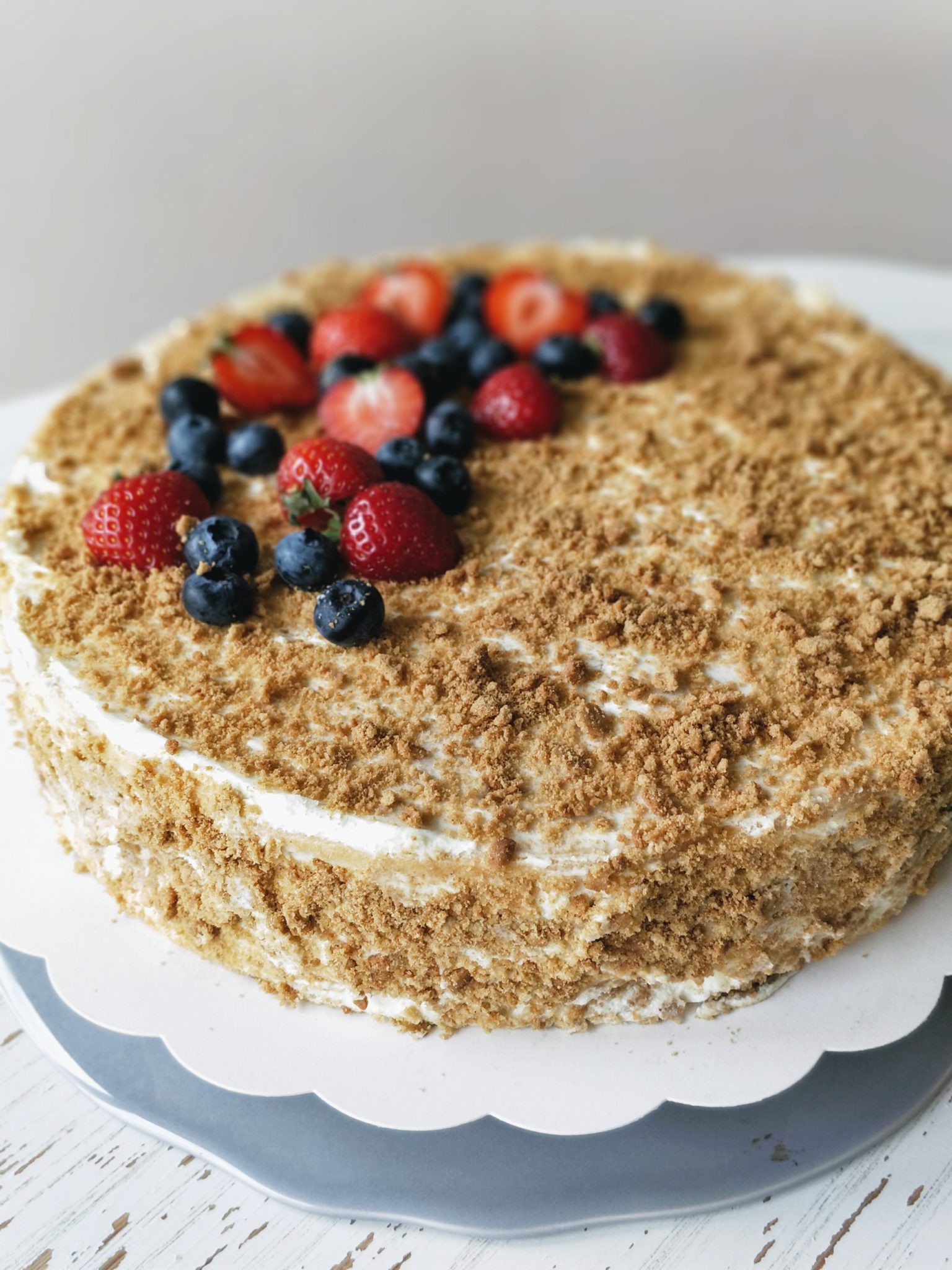 Smetoniškas medaus tortas