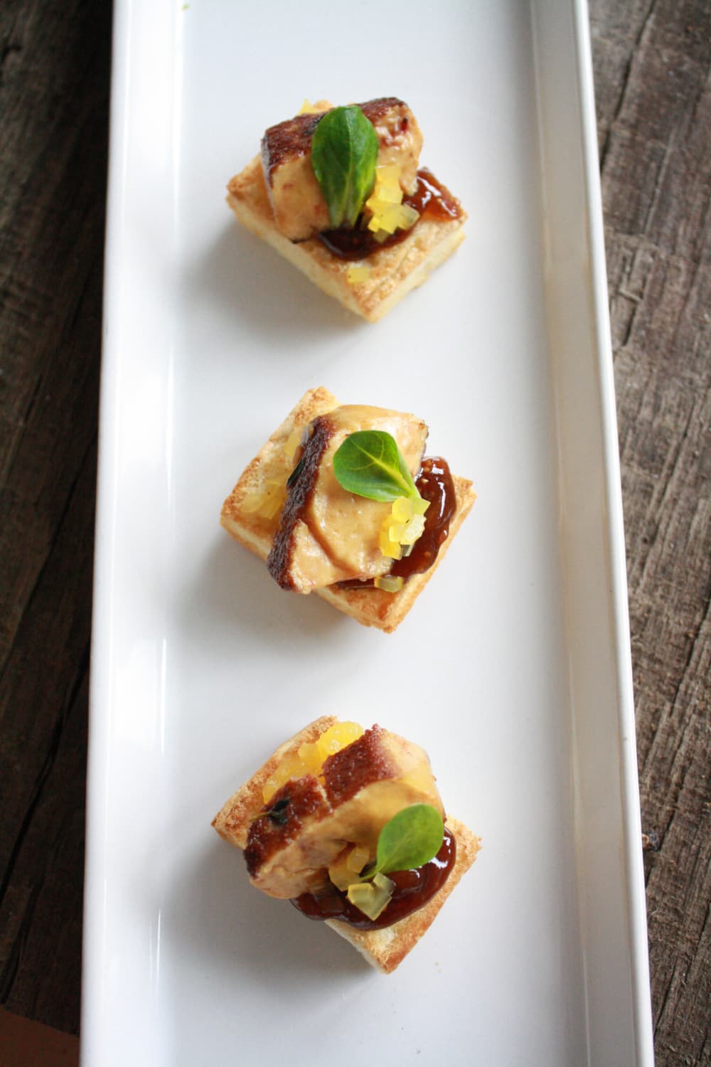 Brioche bandelė su kepta Foie Gras ir apelsinų drebučiais thumbnail 3