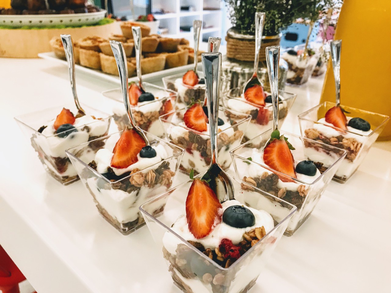 Granola su jogurtu thumbnail 2